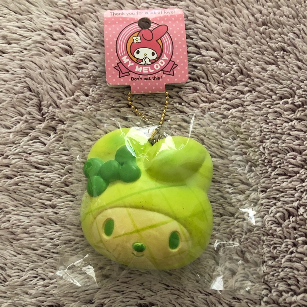 ⚡️⚡️Authentic My Melody Head Bun Squishy